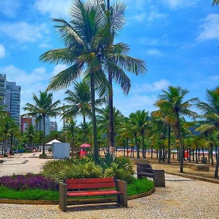 Hospedagem Primeira Quadra Da Praia ปรายากรันเด ภายนอก รูปภาพ