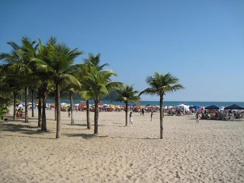 Hospedagem Primeira Quadra Da Praia ปรายากรันเด ภายนอก รูปภาพ