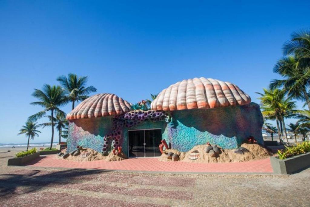 Hospedagem Primeira Quadra Da Praia ปรายากรันเด ภายนอก รูปภาพ