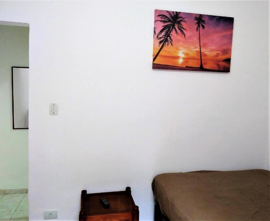 Hospedagem Primeira Quadra Da Praia ปรายากรันเด ภายนอก รูปภาพ