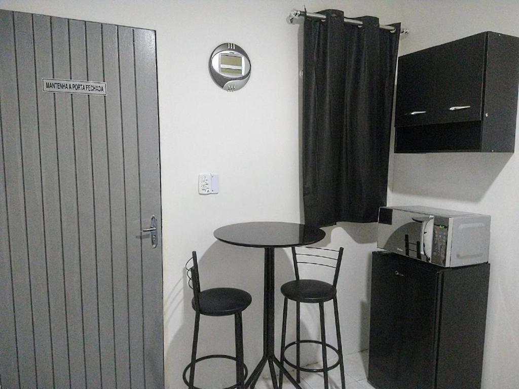 Hospedagem Primeira Quadra Da Praia ปรายากรันเด ภายนอก รูปภาพ