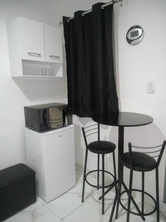 Hospedagem Primeira Quadra Da Praia ปรายากรันเด ภายนอก รูปภาพ