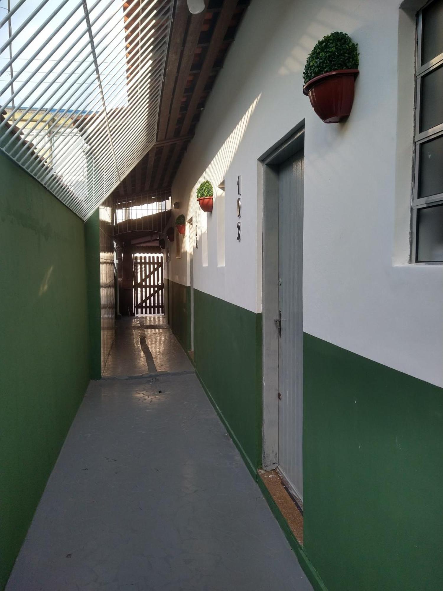 Hospedagem Primeira Quadra Da Praia ปรายากรันเด ภายนอก รูปภาพ